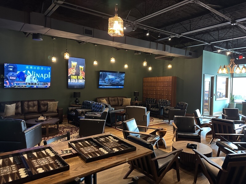 About Chairman's Club Fine Cigars & Spirits